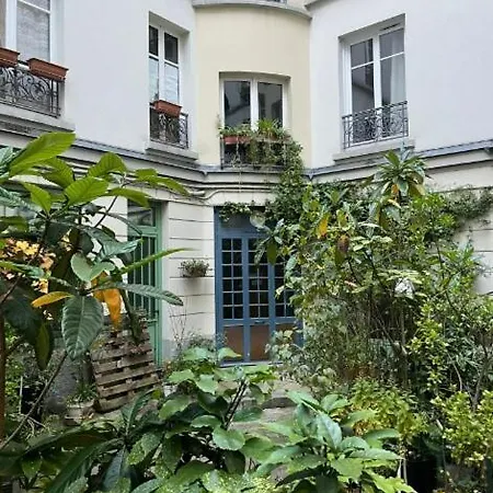 Stylish And Bright 35m2 11eme Apartmán *